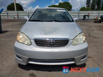 Piąte zdjęcie samochodu w środku: 2007 TOYOTA COROLLA S VIN:1NXBR32E37Z934984 - miniatura