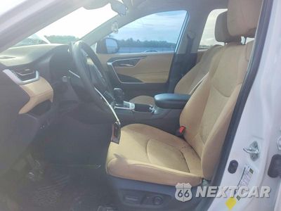 Zdjęcie 7 z 13 samochodu: 2023 TOYOTA RAV4 HYBRID XLE VIN:4T3RWRFV0PU088597 - miniatura