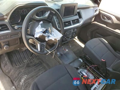 Zdjęcie 8 z 12 samochodu: 2021 CHEVROLET TAHOE C1500 VIN:1GBSCLED4MR297423 - miniatura