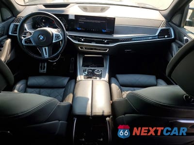 Zdjęcie 8 z 13 samochodu: 2024 BMW X5 M60I VIN:5UX33EU04R9S76510 - miniatura