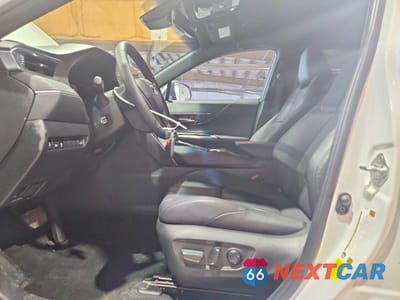 Zdjęcie 7 z 13 samochodu: 2024 TOYOTA VENZA XLE VIN:JTEAAAAHXRJ164161 - miniatura