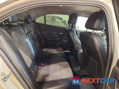 Zdjęcie 10 z 12 samochodu: 2015 CHEVROLET MALIBU 1LT VIN:1G11C5SL9FF273890 - miniatura