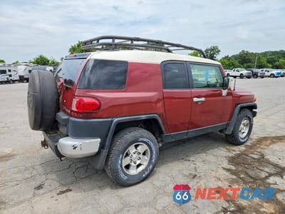 Trzecie zdjęcie samochodu z tyłu: 2008 TOYOTA FJ CRUISER BASE VIN:JTEBU11FX8K011041 - miniatura