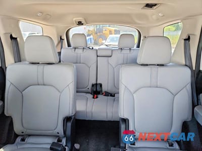 Zdjęcie 10 z 13 samochodu: 2025 HONDA PILOT TOURING VIN:5FNYG1H78SB170603 - miniatura