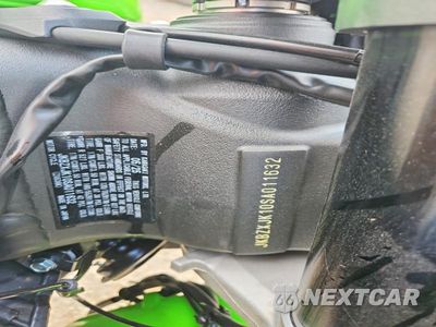 Zdjęcie 9 z 9 samochodu: 2025 KAWASAKI ZX636 K VIN:JKBZXJK10SA011632 - miniatura