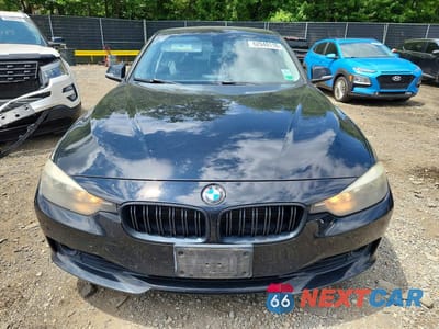 Piąte zdjęcie samochodu w środku: 2013 BMW 328 I VIN:WBA3A5C53DF600171 - miniatura