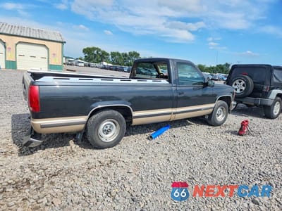 Trzecie zdjęcie samochodu z tyłu: 1989 GMC SIERRA C1500 VIN:1GTDC14H2KZ530239 - miniatura