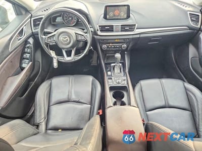 Zdjęcie 8 z 13 samochodu: 2018 MAZDA 3 TOURING VIN:3MZBN1V34JM187323 - miniatura