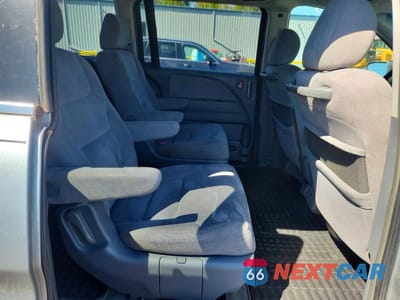 Zdjęcie 10 z 12 samochodu: 2006 HONDA ODYSSEY EX VIN:5FNRL38496B076995 - miniatura
