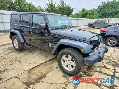 Czwarte zdjęcie samochodu z boku: 2017 JEEP WRANGLER UNLIMITED SPORT VIN:1C4BJWDG6HL576069 - miniatura