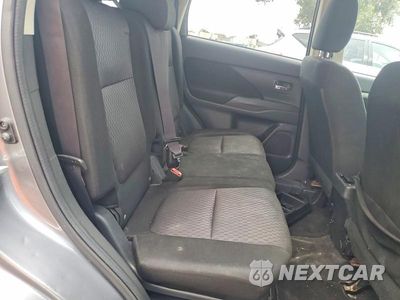 Zdjęcie 11 z 13 samochodu: 2014 MITSUBISHI OUTLANDER ES VIN:JA4AD2A32EZ016128 - miniatura