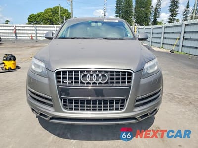 Piąte zdjęcie samochodu w środku: 2015 AUDI Q7 PREMIUM PLUS VIN:WA1LGAFEXFD001010 - miniatura