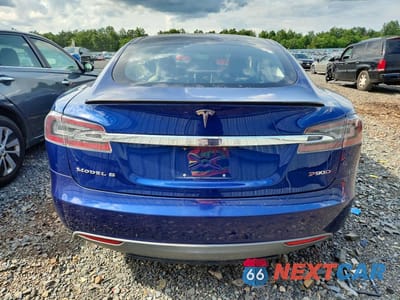 Zdjęcie 6 z 12 samochodu: 2015 TESLA MODEL S VIN:5YJSA1E47FF114353 - miniatura