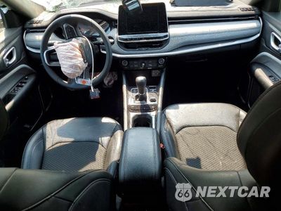Zdjęcie 8 z 13 samochodu: 2025 JEEP COMPASS LATITUDE VIN:3C4NJDBN3ST617353 - miniatura