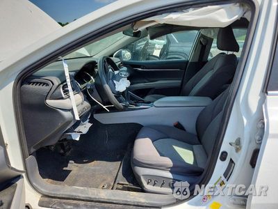 Zdjęcie 7 z 12 samochodu: 2019 TOYOTA CAMRY LE VIN:4T1B11HK4KU754043 - miniatura