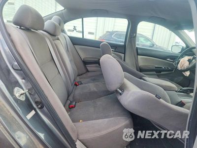 Zdjęcie 10 z 13 samochodu: 2011 HONDA ACCORD LX VIN:1HGCP2F39BA066115 - miniatura