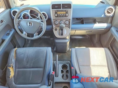 Zdjęcie 8 z 13 samochodu: 2004 HONDA ELEMENT EX VIN:5J6YH18504L002900 - miniatura