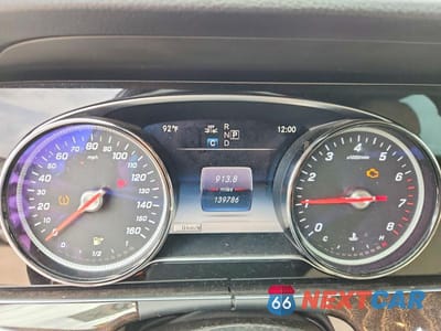 Zdjęcie 9 z 12 samochodu: 2019 MERCEDES-BENZ E 300 VIN:WDDZF4JB9KA666404 - miniatura