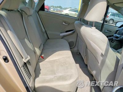 Zdjęcie 11 z 13 samochodu: 2010 TOYOTA PRIUS II VIN:JTDKN3DU0A0155190 - miniatura