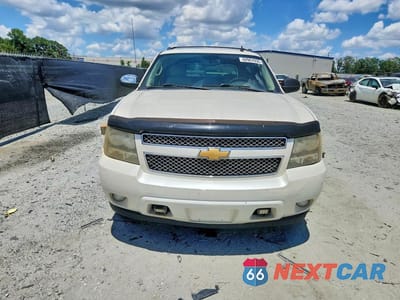 Piąte zdjęcie samochodu w środku: 2013 CHEVROLET AVALANCHE LTZ VIN:3GNTKGE77DG339661 - miniatura