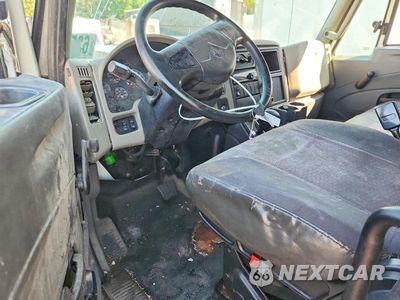 Zdjęcie 8 z 13 samochodu: 2019 INTERNATIONAL 4300 4300 - BOX TRUCK VIN:1HTMMMML0KH570136 - miniatura