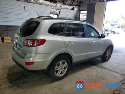 Trzecie zdjęcie samochodu z tyłu: 2011 HYUNDAI SANTA FE GLS VIN:5XYZGDAB6BG041210 - miniatura