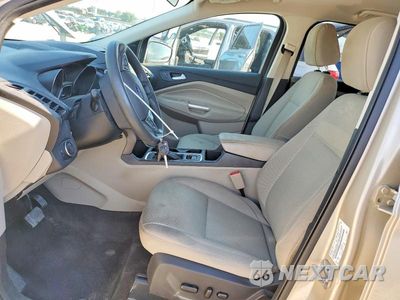 Zdjęcie 7 z 13 samochodu: 2017 FORD ESCAPE SE VIN:1FMCU9GD8HUE34066 - miniatura