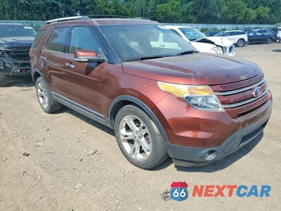 Czwarte zdjęcie samochodu z boku: 2015 FORD EXPLORER LIMITED VIN:1FM5K8F86FGA76071 - miniatura