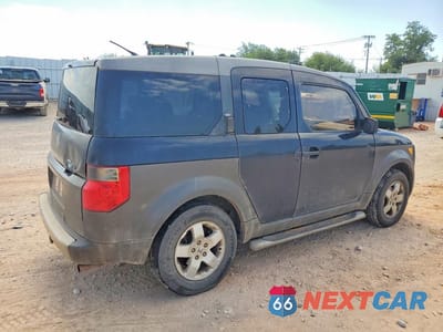 Trzecie zdjęcie samochodu z tyłu: 2004 HONDA ELEMENT EX VIN:5J6YH28604L027276 - miniatura