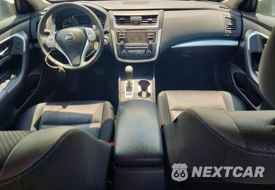 Zdjęcie 8 z 12 samochodu: 2016 NISSAN ALTIMA 2.5 SR VIN:1N4AL3AP0GC125958 - miniatura