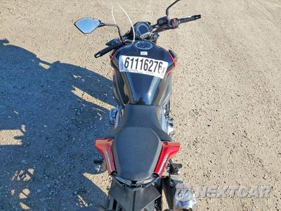 Zdjęcie 6 z 9 samochodu: 2018 KAWASAKI ZR900 VIN:JKAZR2B11JA006958 - miniatura