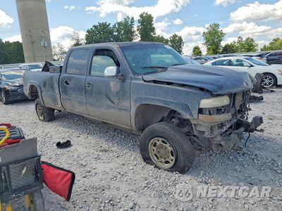 Czwarte zdjęcie samochodu z boku: 2001 CHEVROLET SILVERADO K2500 HEAVY DUTY VIN:1GCHK23U61F116051 - miniatura