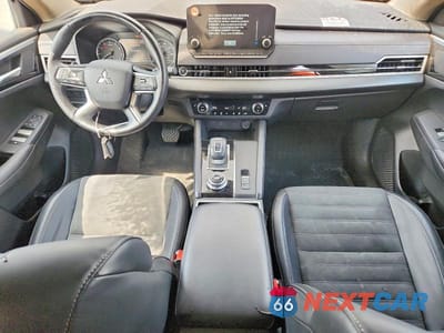Zdjęcie 8 z 13 samochodu: 2024 MITSUBISHI OUTLANDER SE VIN:JA4J3VA85RZ068598 - miniatura