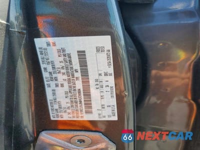 Zdjęcie 13 z 13 samochodu: 2017 FORD ESCAPE TITANIUM VIN:1FMCU9J94HUD90684 - miniatura