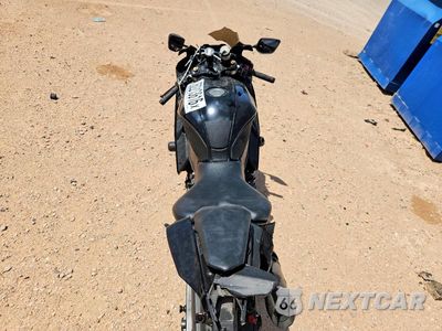 Zdjęcie 6 z 9 samochodu: 2022 YAMAHA YZFR7 VIN:JYARM38E2NA001225 - miniatura