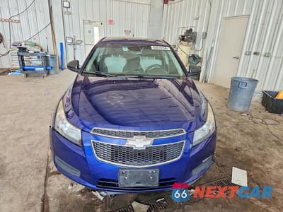 Piąte zdjęcie samochodu w środku: 2013 CHEVROLET CRUZE LS VIN:1G1PA5SH8D7288982 - miniatura