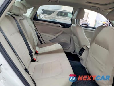 Zdjęcie 10 z 12 samochodu: 2020 VOLKSWAGEN PASSAT SE VIN:1VWWA7A32LC004804 - miniatura