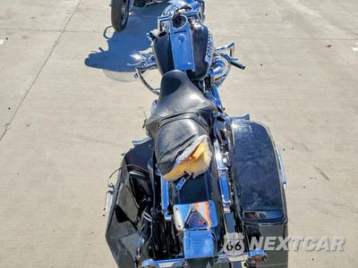 Zdjęcie 6 z 8 samochodu: 2013 HARLEY-DAVIDSON FLHRC ROAD KING CLASSIC VIN:1HD1FRM35DB656747 - miniatura