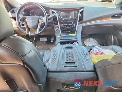 Zdjęcie 8 z 14 samochodu: 2017 CADILLAC ESCALADE ESV LUXURY VIN:1GYS3HKJ0HR128471 - miniatura