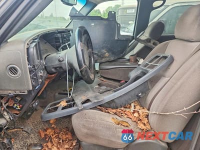 Zdjęcie 7 z 12 samochodu: 2007 CHEVROLET SILVERADO K2500 HEAVY DUTY VIN:1GCHK23U17F200951 - miniatura