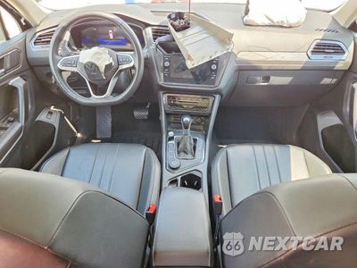 Zdjęcie 8 z 13 samochodu: 2024 VOLKSWAGEN TIGUAN SE VIN:3VVMB7AX1RM076533 - miniatura