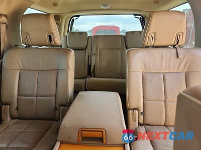 Zdjęcie 10 z 13 samochodu: 2008 LINCOLN NAVIGATOR VIN:5LMFU27568LJ07617 - miniatura