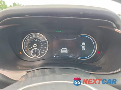Zdjęcie 9 z 13 samochodu: 2023 GENESIS G70 2.0T VIN:KMTG34TA7PU109528 - miniatura