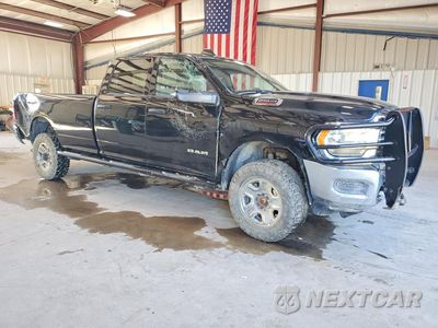Czwarte zdjęcie samochodu z boku: 2024 RAM 2500 BIG HORN VIN:3C6UR5JJ3RG193093 - miniatura