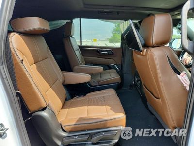 Zdjęcie 11 z 14 samochodu: 2026 CHEVROLET SUBURBAN K1500 HIGH COUNTRY VIN:1GNS6GKL7TR248020 - miniatura
