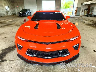 Piąte zdjęcie samochodu w środku: 2018 CHEVROLET CAMARO SS VIN:1G1FH1R71J0182570 - miniatura