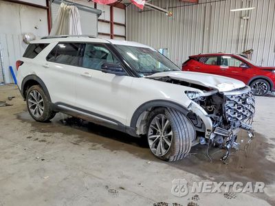 Czwarte zdjęcie samochodu z boku: 2025 FORD EXPLORER PLATINUM VIN:1FMWK8HC0SGA06176 - miniatura