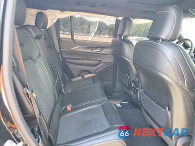 Zdjęcie 11 z 13 samochodu: 2025 JEEP GRAND CHEROKEE LAREDO VIN:1C4RJGAG8S8775644 - miniatura