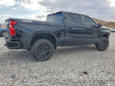 Trzecie zdjęcie samochodu z tyłu: 2023 CHEVROLET SILVERADO K1500 LT TRAIL BOSS VIN:3GCUDFED3PG149609 - miniatura