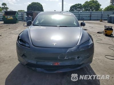 Piąte zdjęcie samochodu w środku: 2025 TESLA MODEL 3 VIN:5YJ3E1EA9SF950481 - miniatura